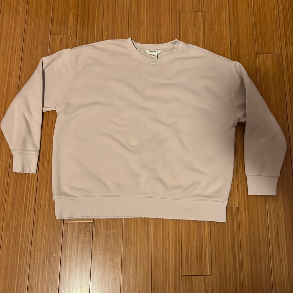 Women’s crewneck